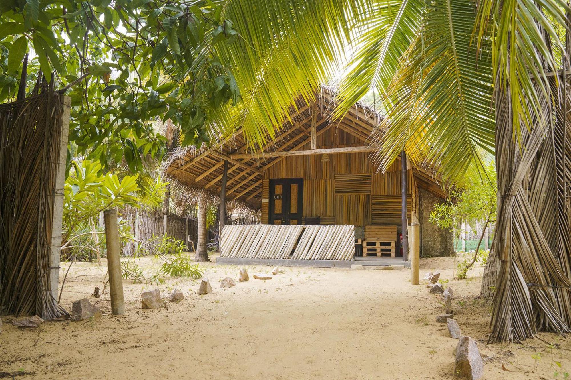Valampuri Kite Resort Kalpitiya Exteriör bild