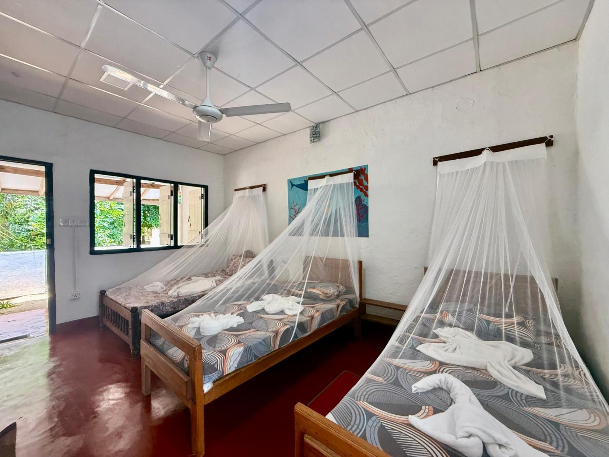 Valampuri Kite Resort Kalpitiya Rum bild