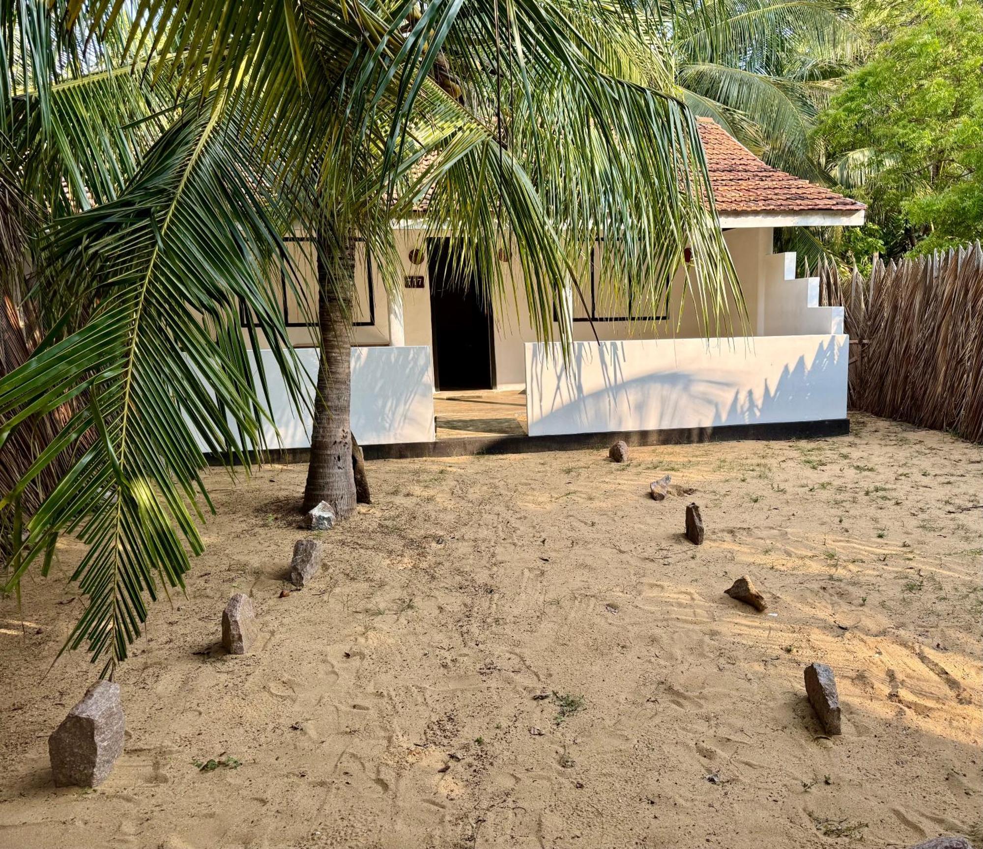 Valampuri Kite Resort Kalpitiya Rum bild